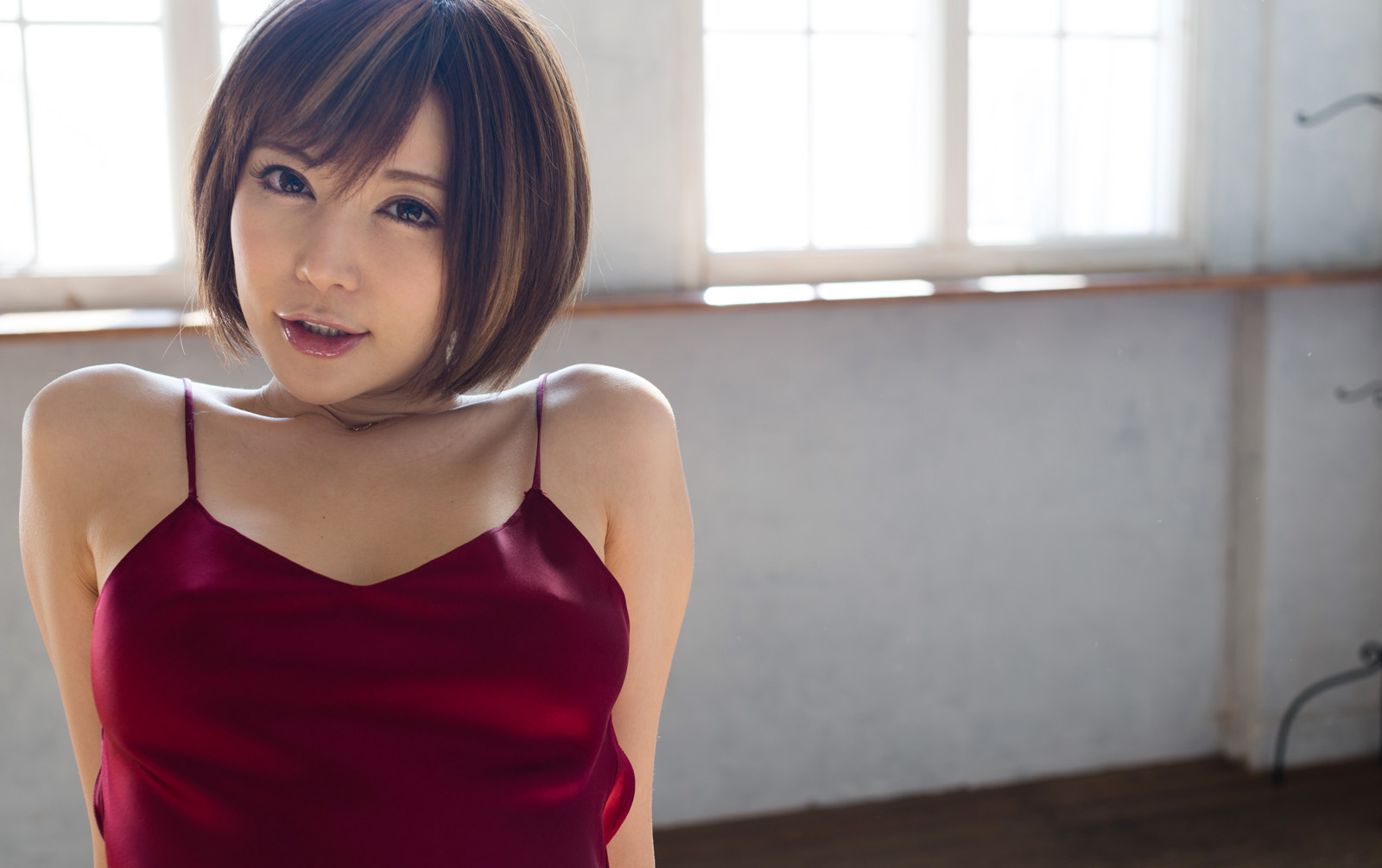 色気がハンパない里美ゆりあの妖艶エロボディ 120枚のサムネイル