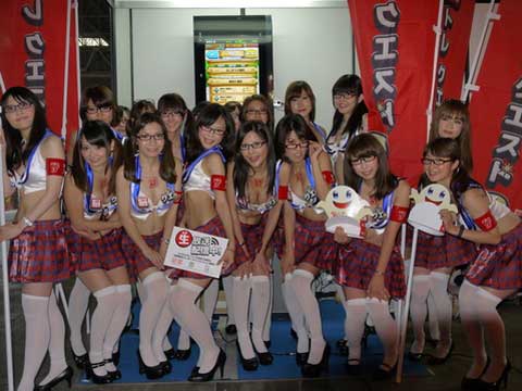 【東京ゲームショウ】え？ゲーム？ｗコンパニオンの露出谷間目的だってのｗｗｗのサムネイル