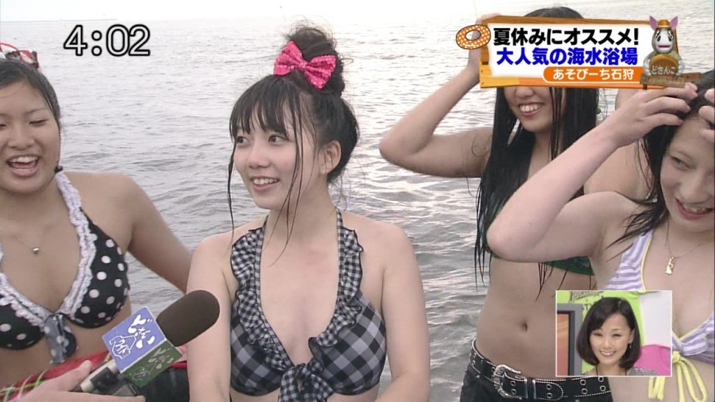 海でのインタビューでは必ず巨乳ギャルを狙う説ｗｗｗ004