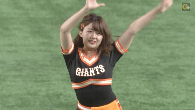 尾崎里紗アナのオッパイをいつか揉んでみたいんだ！！！006