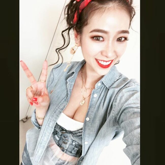 草刈正雄の娘・紅蘭さんのオッパイやばくね？028