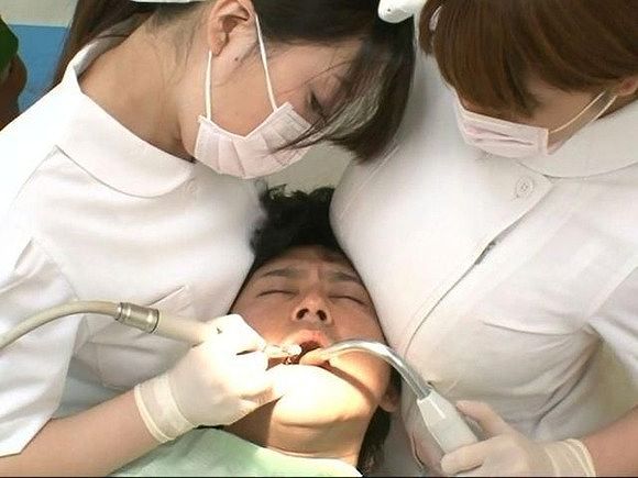 歯医者さんって意外と胸当ててくるよねｗｗｗ014