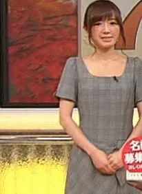 女子アナエロGIF画像106枚 お辞儀胸チラやパンチラ・疑似フェラなどお宝ハプニング集めてみた086