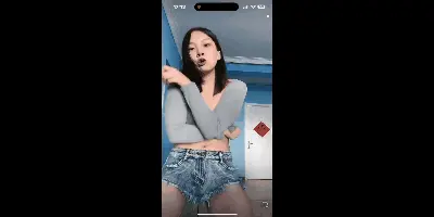 おっぱいポロリGIF画像216枚 芸能人やAV女優・外人美女の巨乳がこぼれるハプニングのタイミング集めてみた211