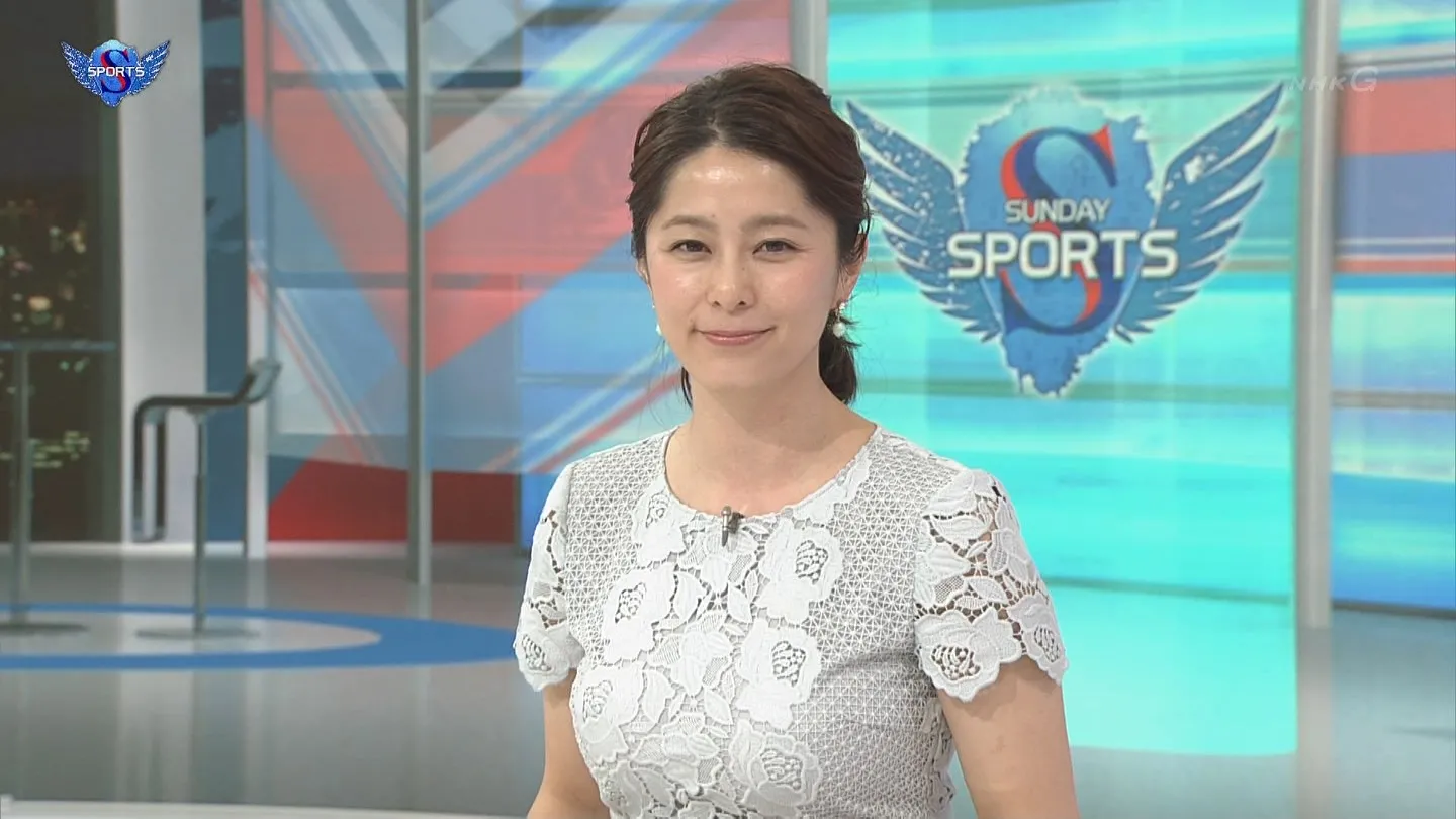 女子アナエロ画像140枚 巨乳アナウンサーベスト17やパンチラ・胸チラハプニングまとめ001
