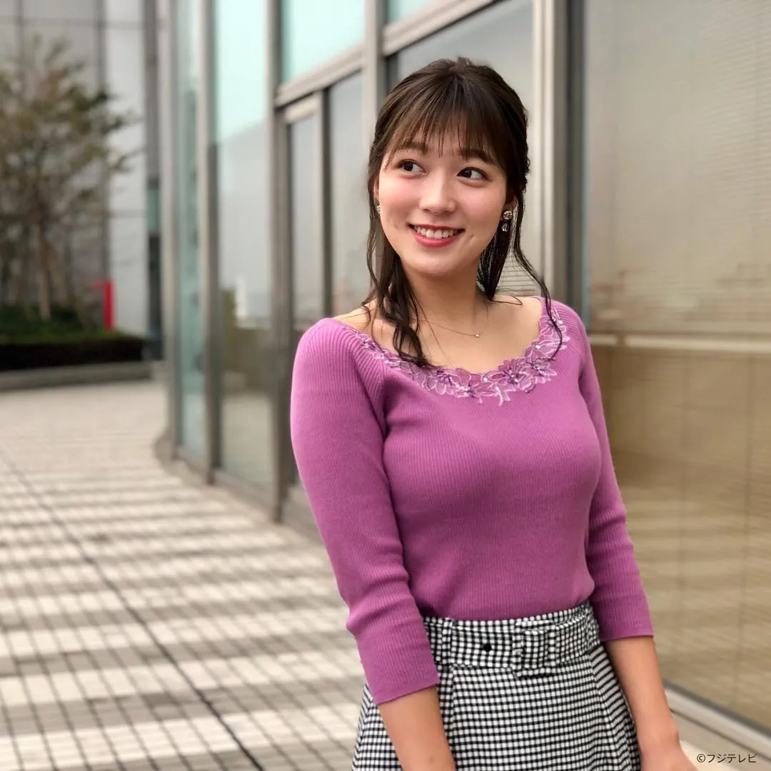 女子アナエロ画像140枚 巨乳アナウンサーベスト17やパンチラ・胸チラハプニングまとめ022