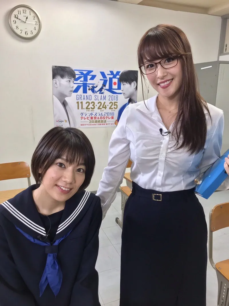 女子アナエロ画像140枚 巨乳アナウンサーベスト17やパンチラ・胸チラハプニングまとめ041