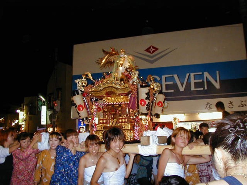 日本の祭りがエロい件。スケベ祭りから盗撮まで集めてみた018