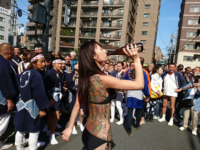 日本の祭りがエロい件。スケベ祭りから盗撮まで集めてみた009