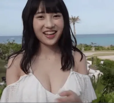 グラビアエロGIF画像120枚 水着姿ではしゃぐグラドルたちのおっぱいがバインバイン暴れてる件019