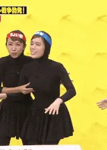 グラビアエロGIF画像120枚 水着姿ではしゃぐグラドルたちのおっぱいがバインバイン暴れてる件097