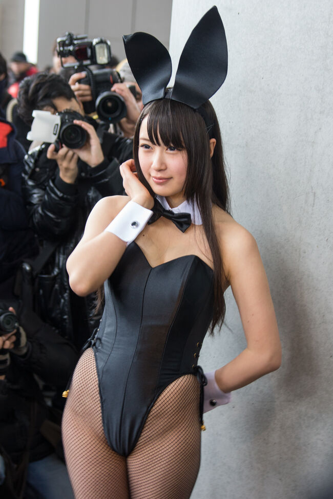 冬コミ エロ画像129枚 (C97)の過激コスプレイヤーや美少女レイヤーのおっぱい・パンチラ集めてみた066