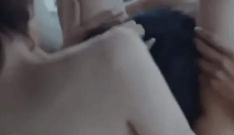 芸能人濡れ場エロGIF画像149枚 有名人の乳首丸出しなセックス動画をエロgifで集めてみた069