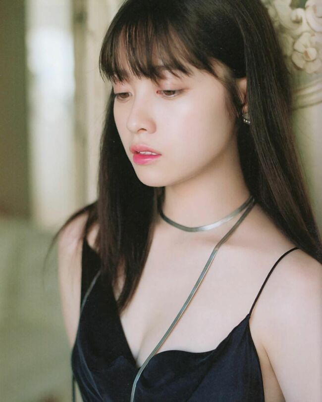 橋本環奈の巨乳谷間やグラビア画像659枚 おっぱいが大きい清純派女優の谷間や水着姿、お宝チラリショットまとめ018