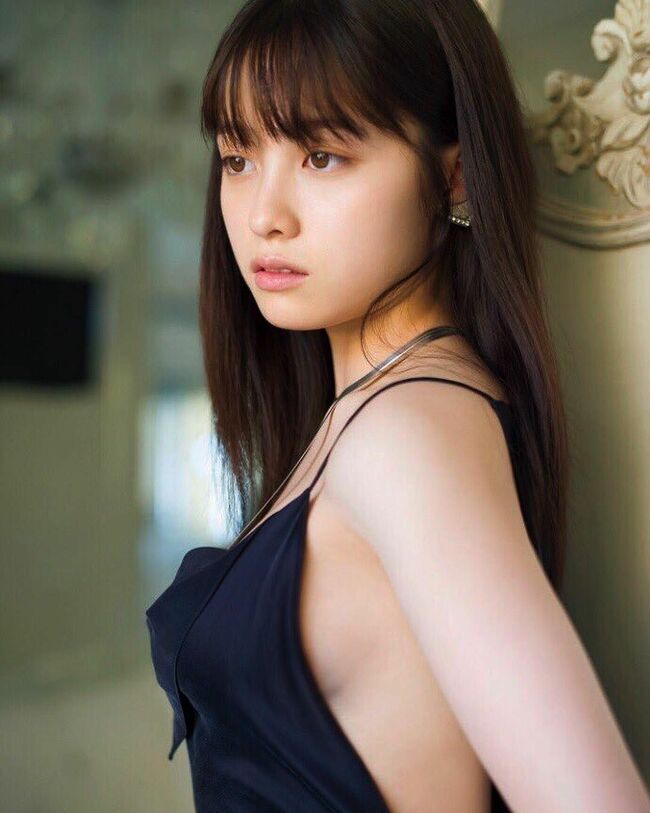 橋本環奈の巨乳谷間やグラビア画像659枚 おっぱいが大きい清純派女優の谷間や水着姿、お宝チラリショットまとめ019