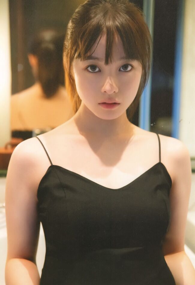 橋本環奈の巨乳谷間やグラビア画像659枚 おっぱいが大きい清純派女優の谷間や水着姿、お宝チラリショットまとめ055