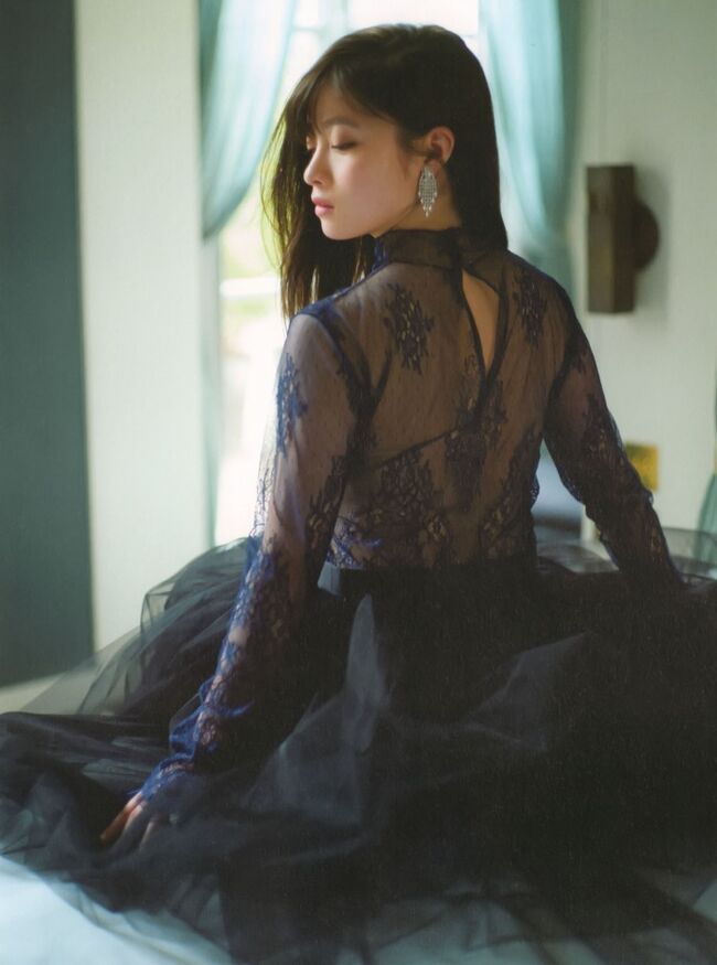 橋本環奈の巨乳谷間やグラビア画像659枚 おっぱいが大きい清純派女優の谷間や水着姿、お宝チラリショットまとめ065