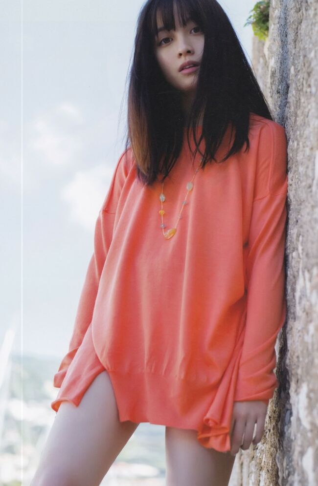 橋本環奈の巨乳谷間やグラビア画像659枚 おっぱいが大きい清純派女優の谷間や水着姿、お宝チラリショットまとめ079