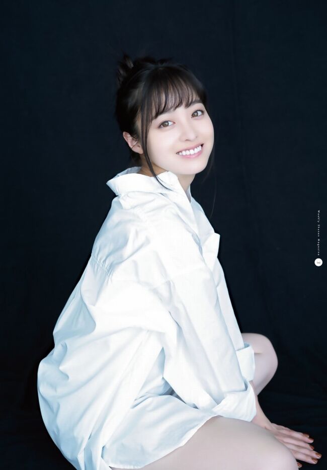 橋本環奈の巨乳谷間やグラビア画像659枚 おっぱいが大きい清純派女優の谷間や水着姿、お宝チラリショットまとめ094