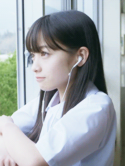 橋本環奈の巨乳谷間やグラビア画像659枚 おっぱいが大きい清純派女優の谷間や水着姿、お宝チラリショットまとめ168