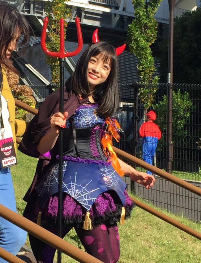 橋本環奈の巨乳谷間やグラビア画像659枚 おっぱいが大きい清純派女優の谷間や水着姿、お宝チラリショットまとめ208