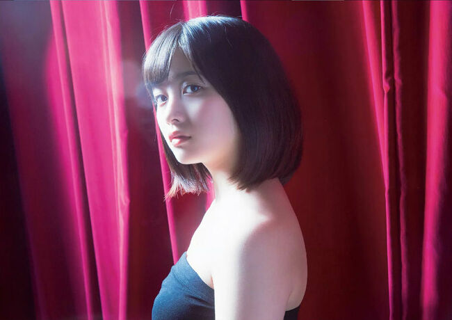 橋本環奈の巨乳谷間やグラビア画像659枚 おっぱいが大きい清純派女優の谷間や水着姿、お宝チラリショットまとめ219