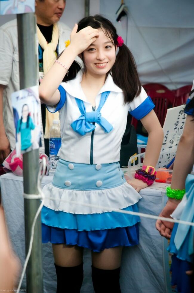 橋本環奈の巨乳谷間やグラビア画像659枚 おっぱいが大きい清純派女優の谷間や水着姿、お宝チラリショットまとめ237