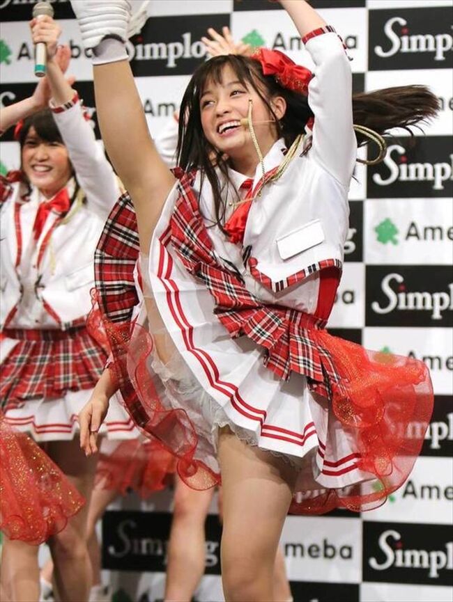橋本環奈の巨乳谷間やグラビア画像659枚 おっぱいが大きい清純派女優の谷間や水着姿、お宝チラリショットまとめ241