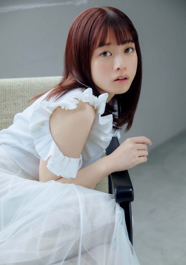橋本環奈の巨乳谷間やグラビア画像659枚 おっぱいが大きい清純派女優の谷間や水着姿、お宝チラリショットまとめ263