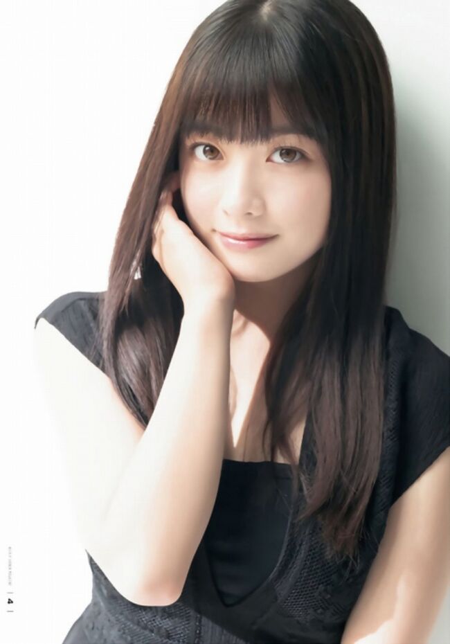 橋本環奈の巨乳谷間やグラビア画像659枚 おっぱいが大きい清純派女優の谷間や水着姿、お宝チラリショットまとめ270