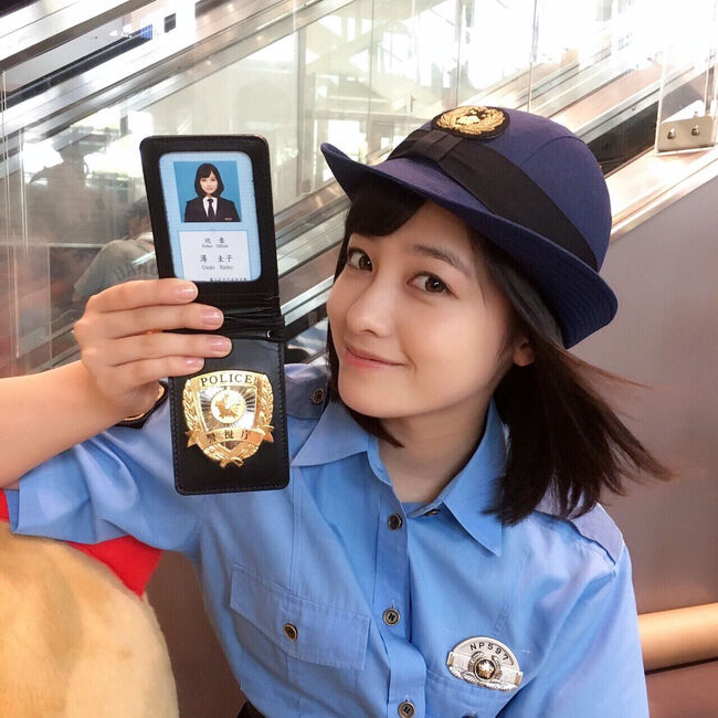橋本環奈の巨乳谷間やグラビア画像659枚 おっぱいが大きい清純派女優の谷間や水着姿、お宝チラリショットまとめ324