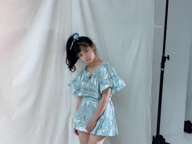 橋本環奈の巨乳谷間やグラビア画像659枚 おっぱいが大きい清純派女優の谷間や水着姿、お宝チラリショットまとめ360