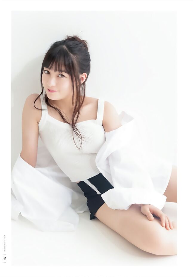 橋本環奈の巨乳谷間やグラビア画像659枚 おっぱいが大きい清純派女優の谷間や水着姿、お宝チラリショットまとめ384