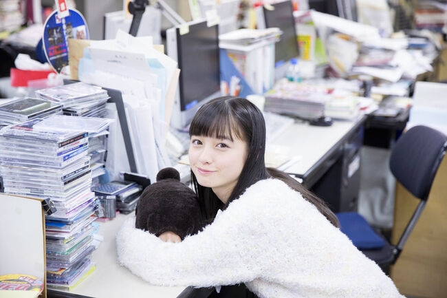 橋本環奈の巨乳谷間やグラビア画像659枚 おっぱいが大きい清純派女優の谷間や水着姿、お宝チラリショットまとめ397