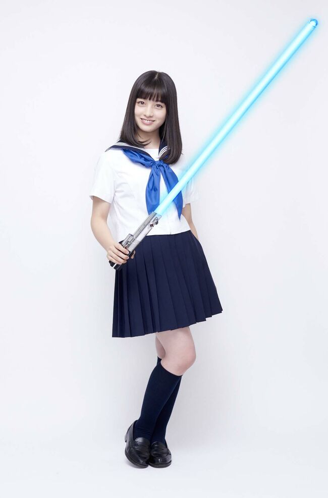 橋本環奈の巨乳谷間やグラビア画像659枚 おっぱいが大きい清純派女優の谷間や水着姿、お宝チラリショットまとめ447