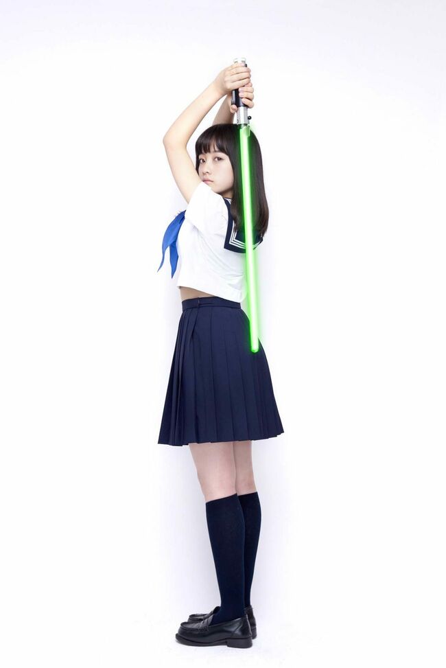 橋本環奈の巨乳谷間やグラビア画像659枚 おっぱいが大きい清純派女優の谷間や水着姿、お宝チラリショットまとめ450