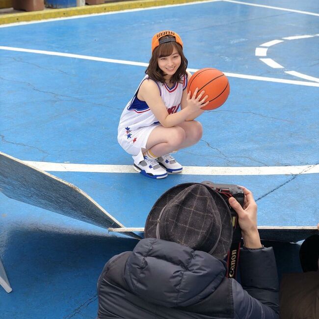 橋本環奈の巨乳谷間やグラビア画像659枚 おっぱいが大きい清純派女優の谷間や水着姿、お宝チラリショットまとめ461