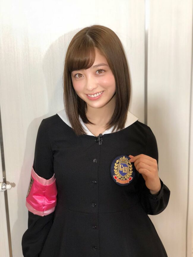 橋本環奈の巨乳谷間やグラビア画像659枚 おっぱいが大きい清純派女優の谷間や水着姿、お宝チラリショットまとめ481