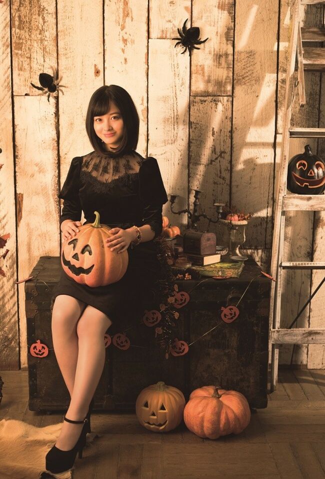橋本環奈の巨乳谷間やグラビア画像659枚 おっぱいが大きい清純派女優の谷間や水着姿、お宝チラリショットまとめ506