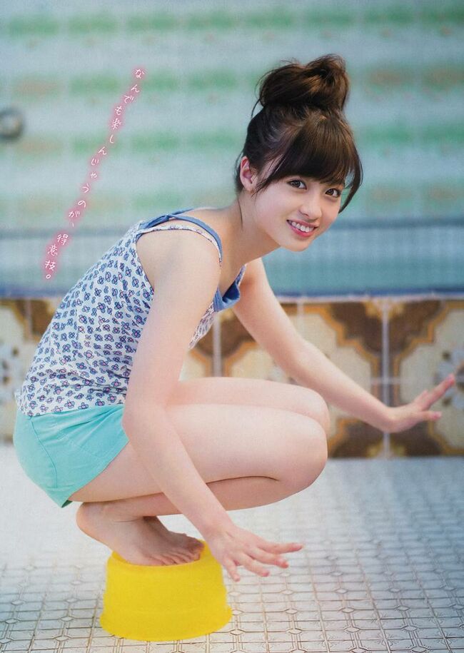 橋本環奈の巨乳谷間やグラビア画像659枚 おっぱいが大きい清純派女優の谷間や水着姿、お宝チラリショットまとめ517