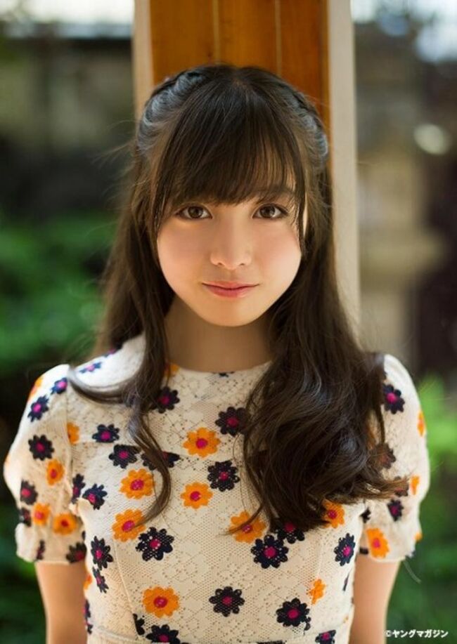 橋本環奈の巨乳谷間やグラビア画像659枚 おっぱいが大きい清純派女優の谷間や水着姿、お宝チラリショットまとめ535