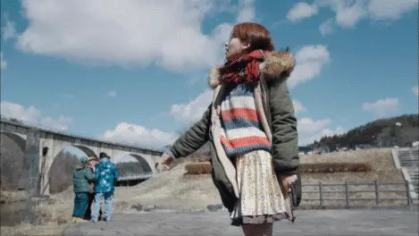 芸能人パンチラGIF画像027