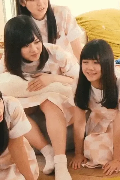 芸能人パンチラGIF画像037