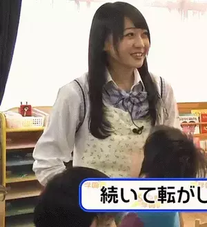 放送事故エロGIF画像177枚 アイドルの生放送お宝パンチラやグラビアのポロリ集めてみた079