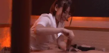 指コキエロGIF画像37枚 裏筋や鬼頭をフェザータッチで焦らしてるスロー手コキ集めてみた047