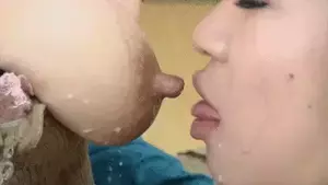 授乳プレイエロGIF画像80枚 おっぱい絞られて乳首からミルクが漏れちゃう爆乳人妻集めてみた025