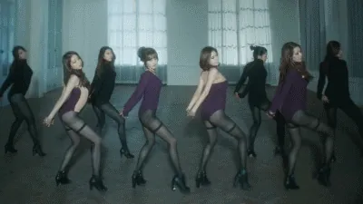 ダンスエロGIF画像50枚 太ももやおっぱいがセクシーKPOPからAV女優の全裸ダンスまで集めてみた218