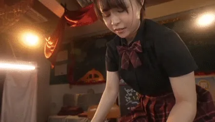 メンズエステエロGIF画像85枚 マッサージで勃起したチンコに絡みつくスロー手コキやスケベフェラ集めてみた026