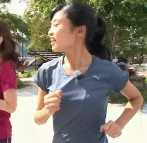 芸能人乳揺れエロGIF画像80枚 巨乳女優や爆乳グラドルのテレビで弾むおっぱい集めてみた003