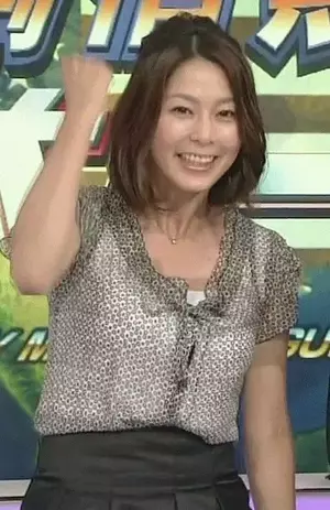 芸能人乳揺れエロGIF画像80枚 巨乳女優や爆乳グラドルのテレビで弾むおっぱい集めてみた027